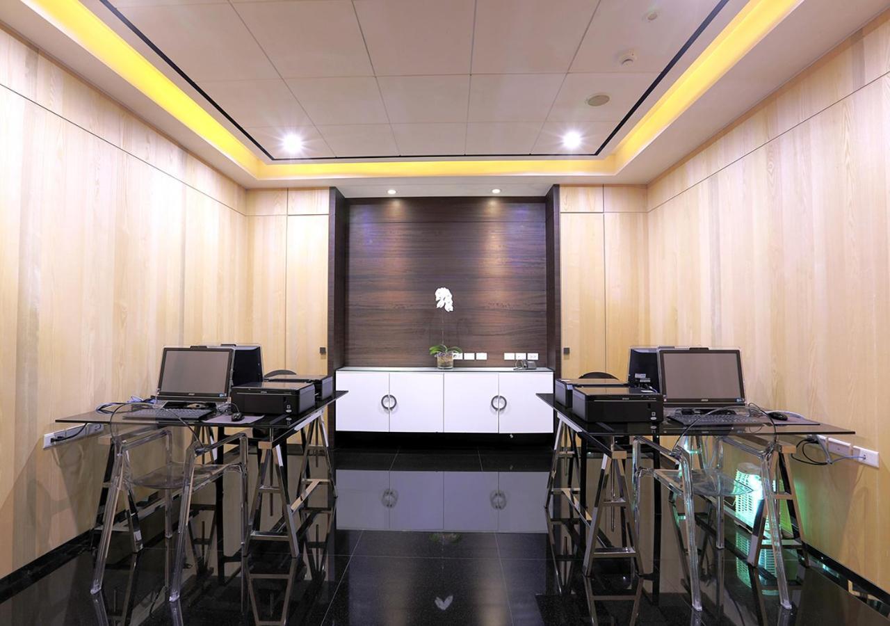 Royal Group Hotel Ho Yi Branch Kaohsiung Exterior photo